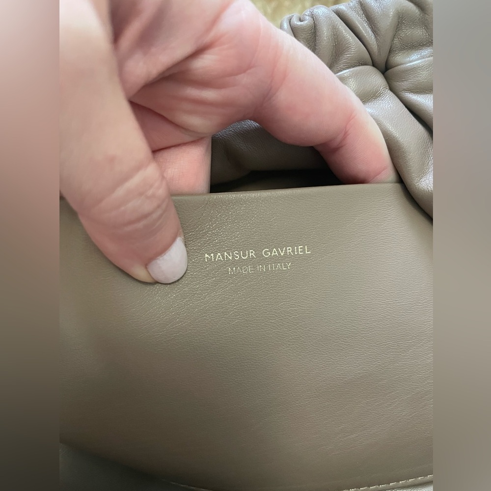 Mansur Gavriel Oversized Cloud Clutch in Biscotto - Picture 8 of 8